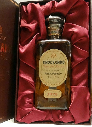 Knockando
Extra old Reserve Malt-Whisky
Shop